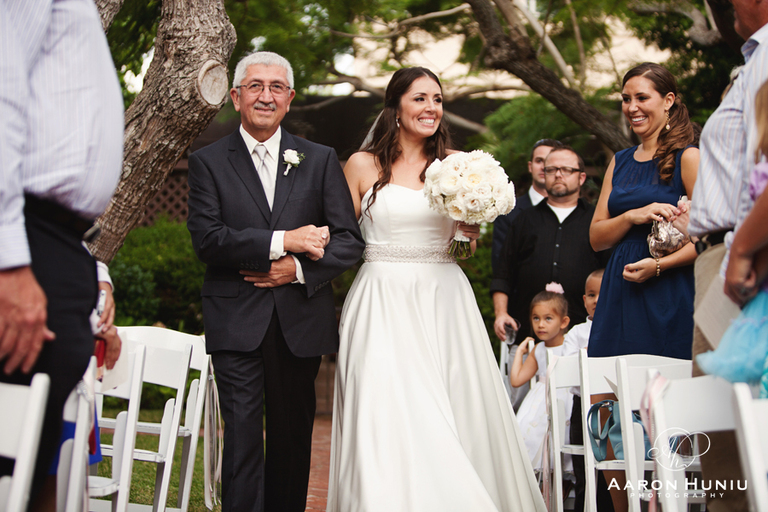 La_Jolla_Womans_Club_Wedding_San_Diego_Wedding_Photographer_Melissa_Peter_040