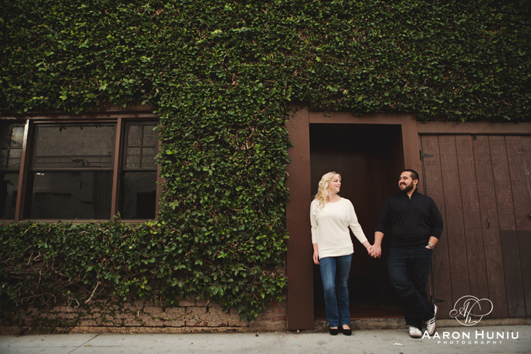 Engagement_Session_Photos_Orange_County_Wedding_Photographer_Downtown_Fullerton_Amanda_Greg_23