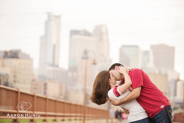 Minneapolis_Engagement_Session_Destination_Wedding_Photographer_Carly_Justin_19