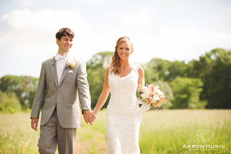 Zukas_Hilltop_Barn_Wedding_Boston_Wedding_Photographer_MA_Liane_Michael_020