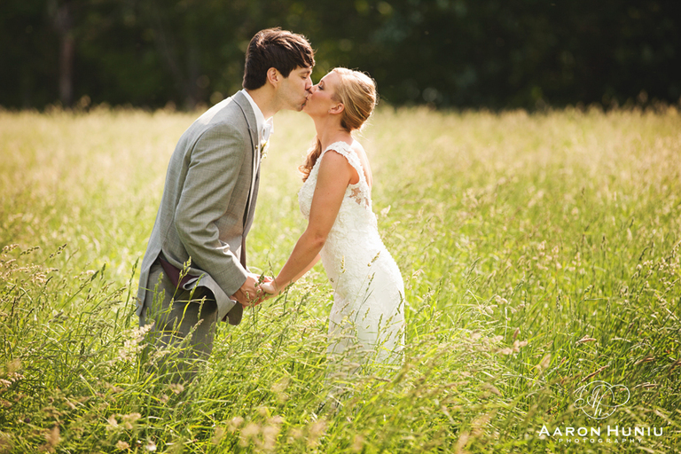 Zukas_Hilltop_Barn_Wedding_Boston_Wedding_Photographer_MA_Liane_Michael_043