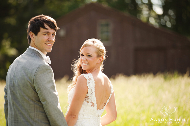 Zukas_Hilltop_Barn_Wedding_Boston_Wedding_Photographer_MA_Liane_Michael_048