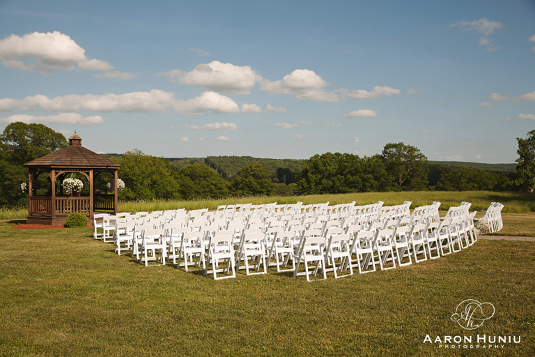 Zukas_Hilltop_Barn_Wedding_Boston_Wedding_Photographer_MA_Liane_Michael_052