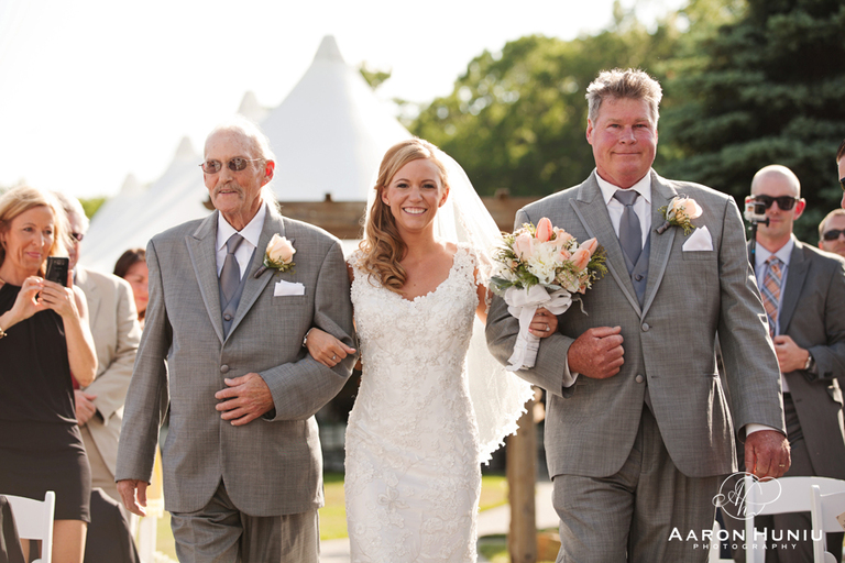 Zukas_Hilltop_Barn_Wedding_Boston_Wedding_Photographer_MA_Liane_Michael_057