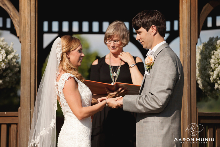Zukas_Hilltop_Barn_Wedding_Boston_Wedding_Photographer_MA_Liane_Michael_061