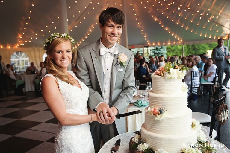 Zukas_Hilltop_Barn_Wedding_Boston_Wedding_Photographer_MA_Liane_Michael_097