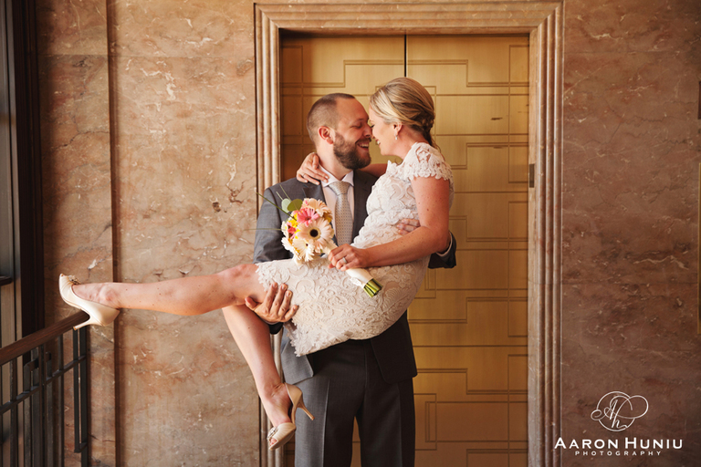 San_Diego_County_Admin_Building_Wedding_Downtown_Courthouse_Photographer_Robinson_029