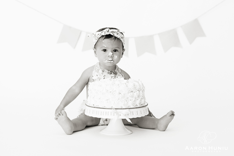 Cake_Smash_Photoshoot_1st_Birthday_San_Diego_Photographer_Marley_008