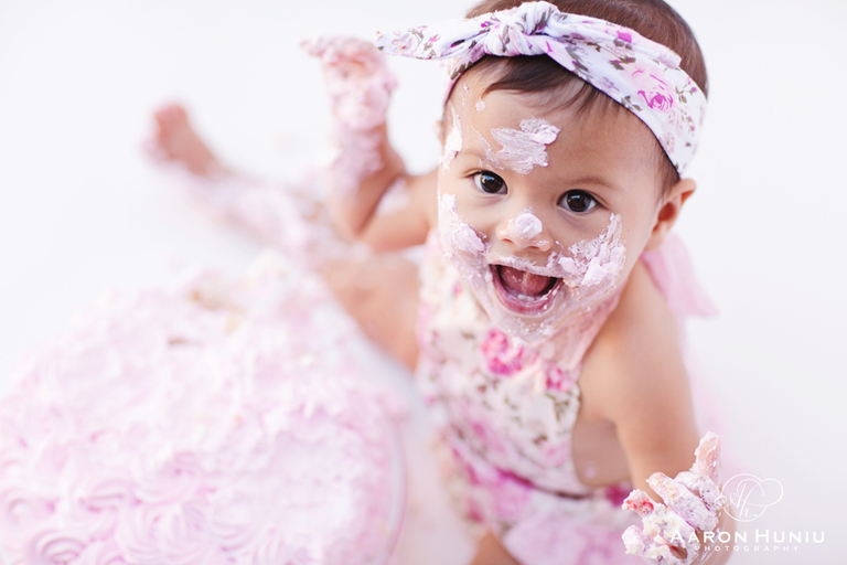 Cake_Smash_Photoshoot_1st_Birthday_San_Diego_Photographer_Marley_016