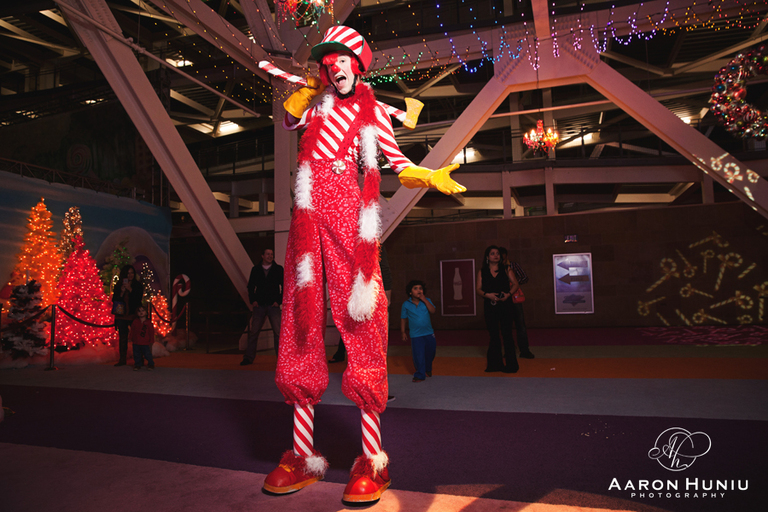 Holiday_Wonderland_Petco_Park_2015_Royal_Entertainers_11