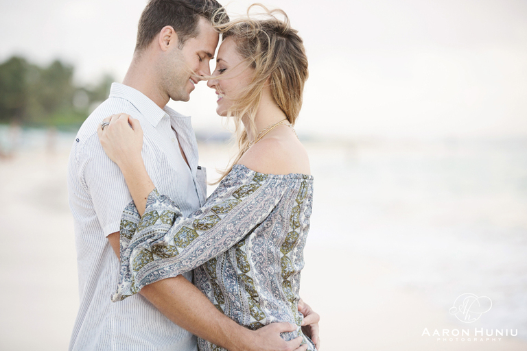 Hawaii_Maternity_Session_Oahu_Destination_Wedding_Photographer_Laura_Marc_035